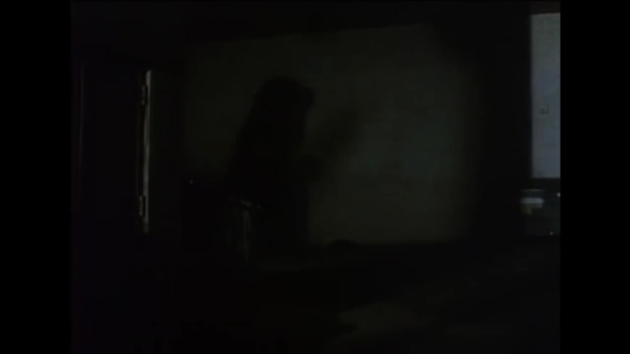 Der tödliche Freund Trailer (Englisch) (1986)